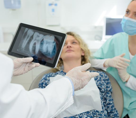 Digital dental x-rays on tablet computer